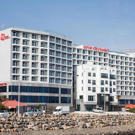 Co-op City Hotel Harborview Seogwipo-stad Buitenkant foto